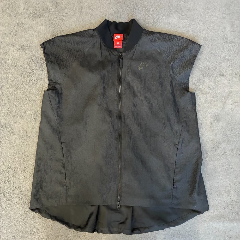 Nike Tech Pack Black Sportswear Cropped Sleeve Full Zip Bomber Vest Women's Sz L